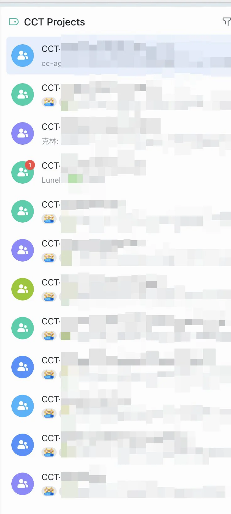 Lark 侧边栏，标题为“CCT Projects”，列出十二个项目群聊，每个都以“CCT·”开头，后面的项目名被打了码，其中一个带有未读标记。